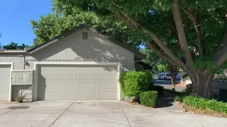 Photo #2: 223045936 Listing 