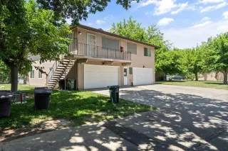 Photo #3: 223046133 Listing