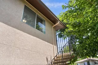 Photo #5: 223046133 Listing