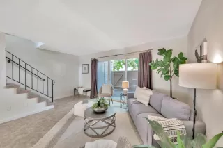 Photo #3: 223046179 Listing