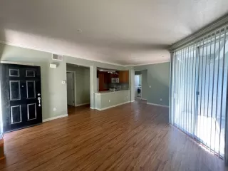 Photo #3: 223046340 Listing 