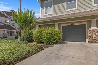 Photo #5: 223046361 Listing