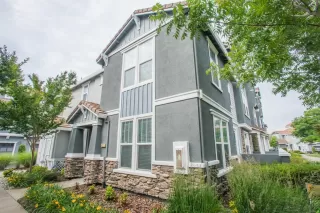 Photo #1: 223046508 Listing