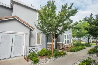 Photo #2: 223046508 Listing