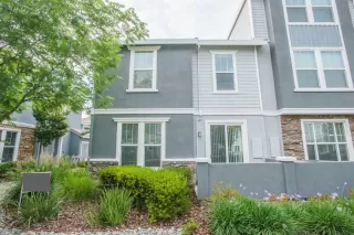 Photo #5: 223046508 Listing