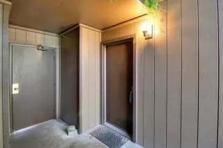 Photo #2: 223046839 Listing