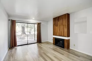 Photo #5: 223046839 Listing