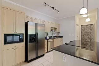 Photo #2: 223047060 Listing