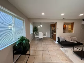 Photo #3: 223047546 Listing 