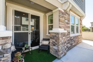 Photo #5: 223048627 Listing