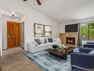 Photo #3: 223048689 Listing 