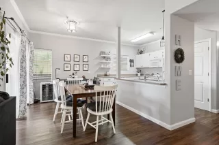 Photo #5: 223048741 Listing 