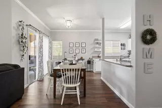 Photo #6: 223048741 Listing 