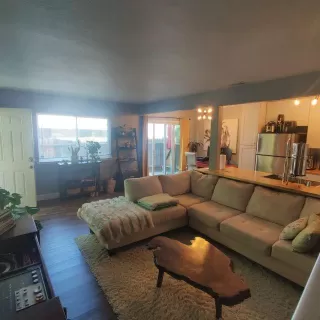 Photo #3: 223049471 Listing