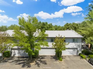 Photo #1: 223049872 Listing