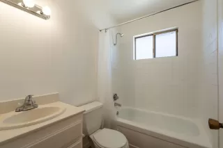 Photo #3: 223049936 Listing