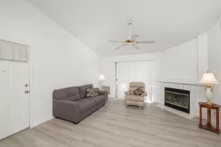 Photo #5: 223050023 Listing 