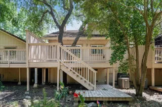 Photo #4: 223050347 Listing