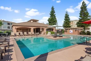 Photo #2: 223051389 Listing 