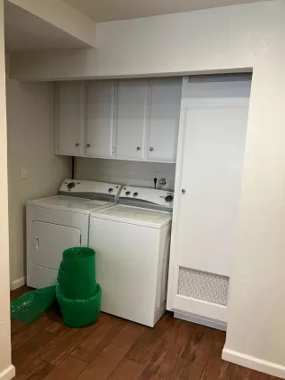 Photo #5: 223051533 Listing