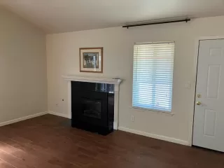 Photo #6: 223051533 Listing