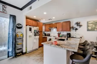 Photo #3: 223052520 Listing