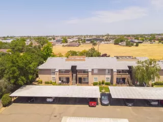 Photo #2: 223052866 Listing 