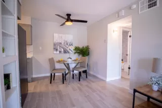 Photo #4: 223052866 Listing 