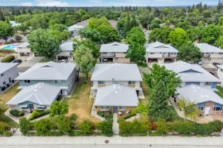 Photo #3: 223053111 Listing