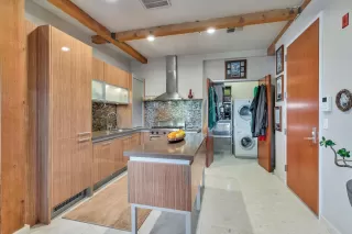 Photo #3: 223055750 Listing 