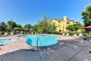 Photo #1: 223055818 Listing