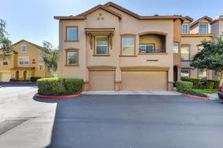 Photo #5: 223055818 Listing