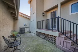 Photo #1: 223056592 Listing