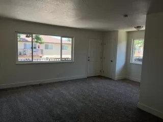 Photo #2: 223057249 Listing