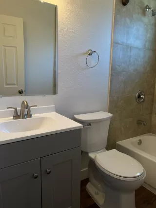 Photo #3: 223057249 Listing