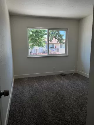 Photo #6: 223057249 Listing