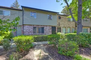 Photo #2: 223057414 Listing