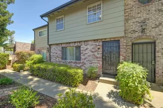 Photo #3: 223057414 Listing