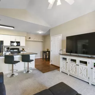 Photo #4: 223057451 Listing