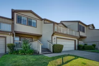 Photo #1: 223057685 Listing 