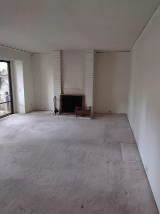 Photo #1: 223058040 Listing