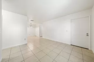 Photo #6: 223058286 Listing