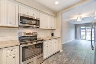 Photo #5: 223059170 Listing