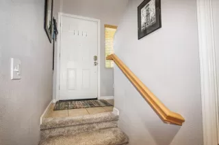 Photo #3: 223059306 Listing 