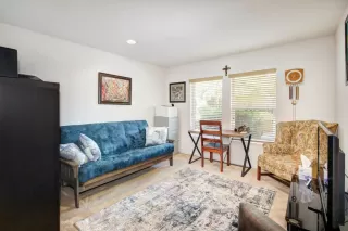 Photo #6: 223059306 Listing 