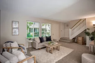 Photo #2: 223059911 Listing