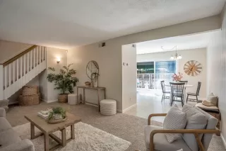 Photo #3: 223059911 Listing