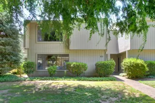 Photo #2: 223060314 Listing