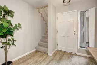 Photo #5: 223060314 Listing