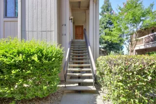 Photo #2: 223060521 Listing 